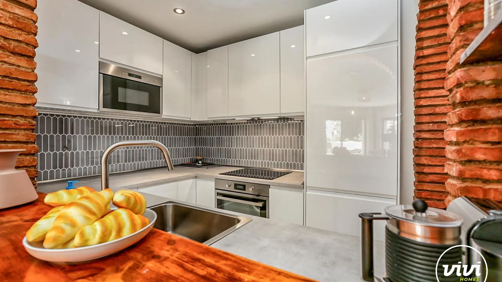 Vivi Homes - Calahonda Charm Mijas Costa Apartman